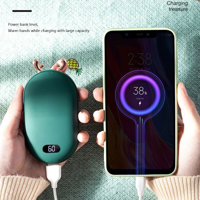 電気カイロ ハンドウォーマー ポータブル充電器 ピンク スマホ/家電/カメラの冷暖房/空調(その他)の商品写真