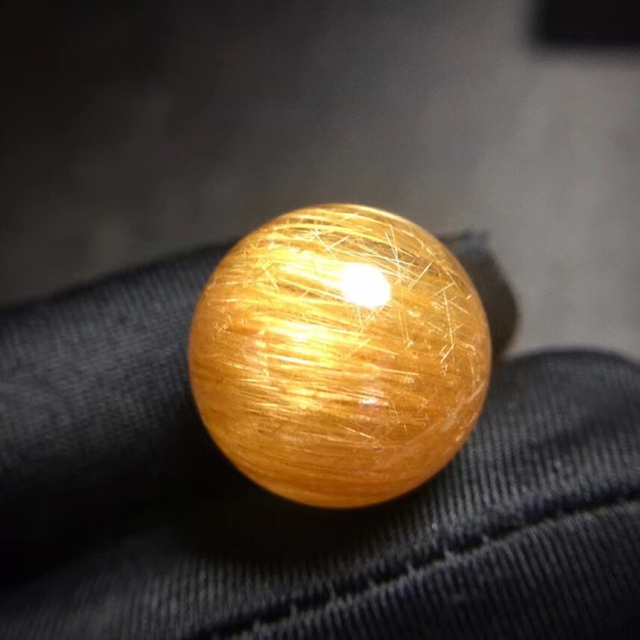 ⭐︎天然銅色ゴールドルチルクオーツ 丸玉 18.3mm 2