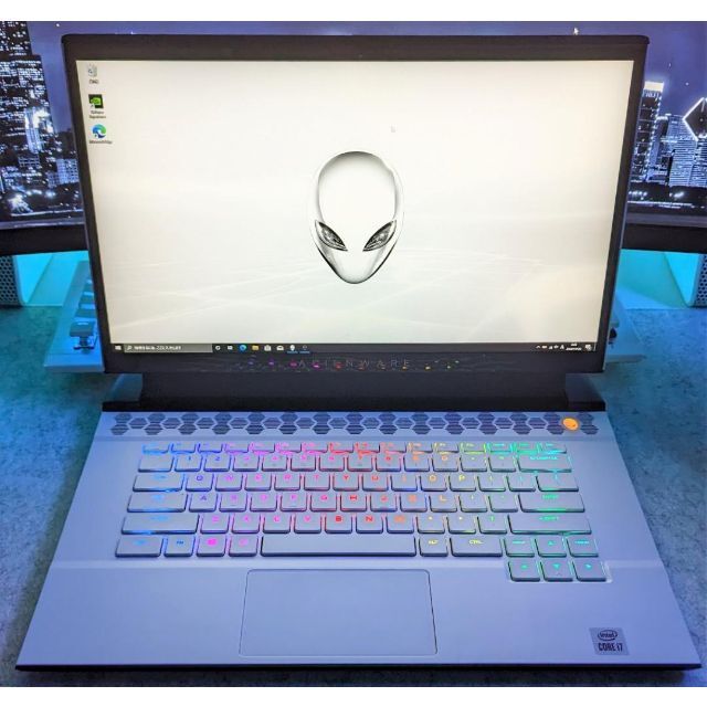 DELL(デル)のDELL Alienware M15 R4 RTX 3070 スマホ/家電/カメラのPC/タブレット(ノートPC)の商品写真