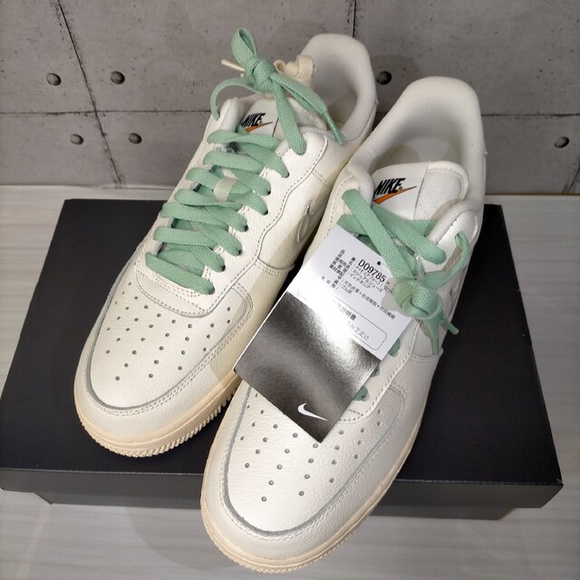 NIKE(ナイキ)のNIKE ナイキ air force 1  07 エアフォース 1 26.5 メンズの靴/シューズ(スニーカー)の商品写真