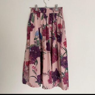 ザラ(ZARA)のZARA 人気♡ 花柄スカート(ひざ丈スカート)