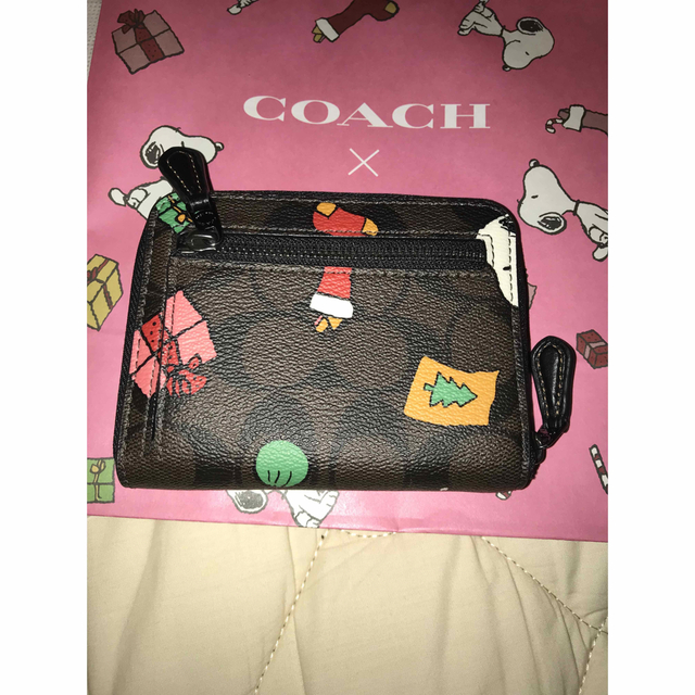 COACH(コーチ)のCOACHX PEANUTSジップ アラウンドウォレット スヌーピー ブラウン  レディースのファッション小物(財布)の商品写真