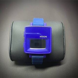 ニクソン(NIXON)のNIXON デジタル腕時計 美品(腕時計(デジタル))