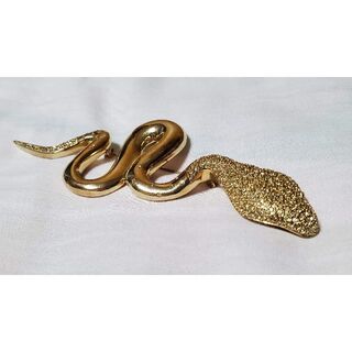 クリスチャンディオール(Christian Dior)の正規 限定 Dior ジュエリー スネークブローチ ゴールド×パヴェストーン 蛇(ブローチ/コサージュ)