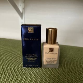 エスティローダー(Estee Lauder)のかなぶん様専用　エスティローダー♡ダブルウェア　クールバニラ(ファンデーション)