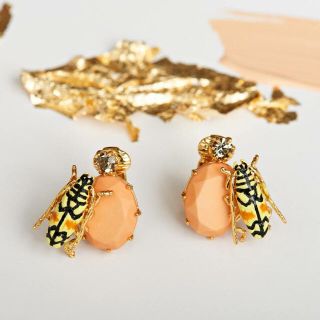 レネレイド(Les Nereides)のLes Néréides Longhorn Beetle Earrings (ピアス)