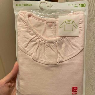 ユニクロ(UNIQLO)のUNIQLO クルーネックT ピンク　フリル(Tシャツ/カットソー)