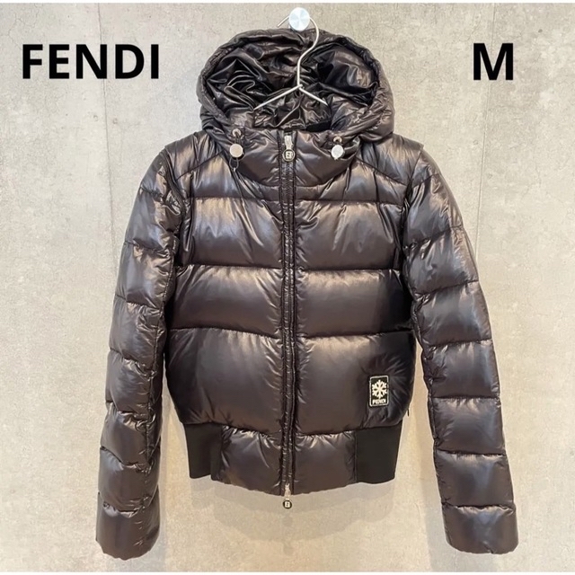 FENDI フェンディ　ダウンジャケット　Mサイズ