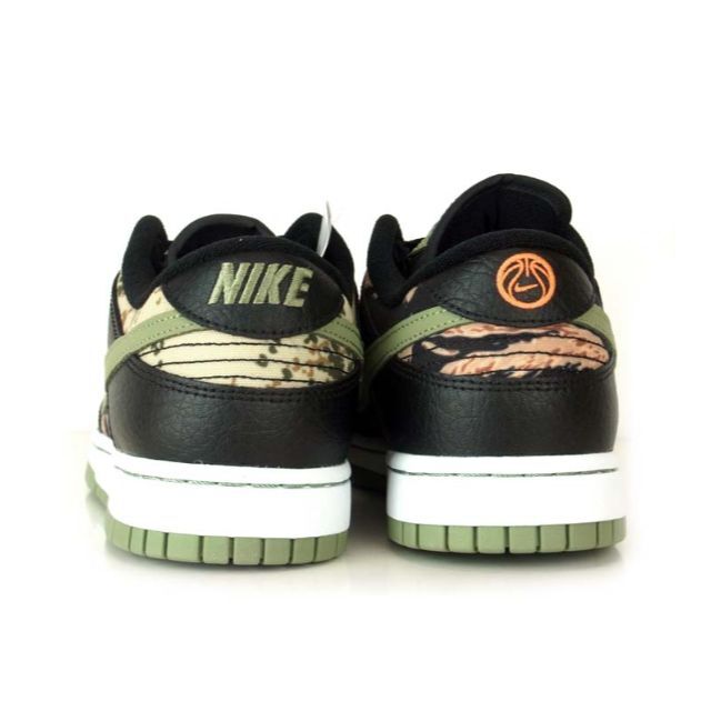 NIKE(ナイキ)のナイキNIKE■DUNK LOW SE BLACK MULTICAMOスニーカー メンズの靴/シューズ(スニーカー)の商品写真