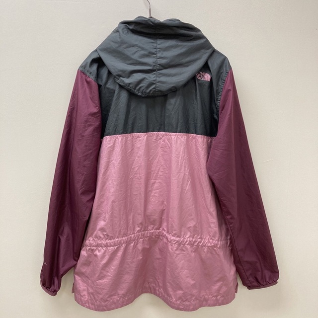 【美品】古着 ノースフェイス ナイロンパーカー レディース Mサイズ 黒 ピンク