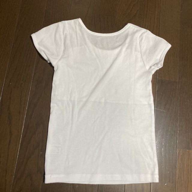 しまむら(シマムラ)の半袖　白　Tシャツ　胸2重　140 2枚セット キッズ/ベビー/マタニティのキッズ服女の子用(90cm~)(Tシャツ/カットソー)の商品写真