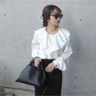 アメリヴィンテージ(Ameri VINTAGE)のタグ付き新品⭐︎laulen frill collar shirt(シャツ/ブラウス(長袖/七分))