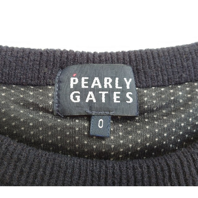 PEARLY GATES(パーリーゲイツ)のPEARLY GATES　蓄熱セーター　濃紺　ｻｲｽﾞ0 スポーツ/アウトドアのゴルフ(ウエア)の商品写真