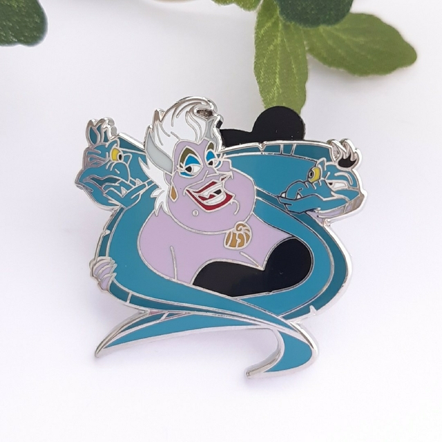 希少】ディズニー リトルマーメイド ヴァネッサ ピンバッジ - コミック 希少】ディズニー リトルマーメイド ヴァネッサ ピンバッジ - コミック