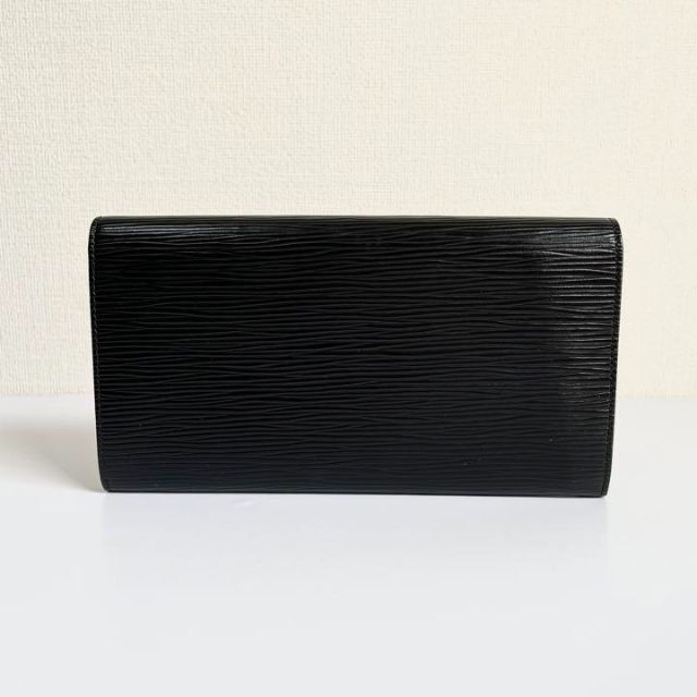 LOUIS VUITTON - 美品✨希少✨ルイヴィトン 長財布 エピ レザー LOUIS VUITTON - 美品✨希少✨ルイヴィトン 長財布 エピ レザー