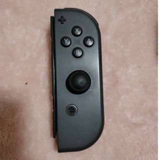 ニンテンドースイッチ(Nintendo Switch)のジョイコン　右　ジャンク品(家庭用ゲーム機本体)