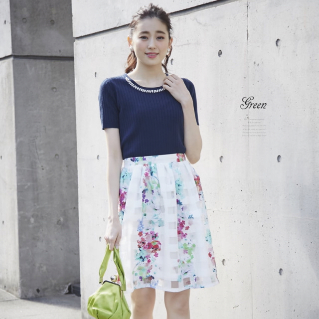 TOCCO closet(トッコクローゼット)のtocco closet 花柄 ミニスカート  レディースのスカート(ひざ丈スカート)の商品写真