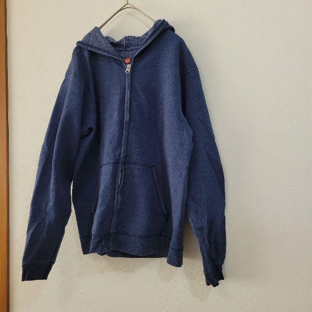 Hanes(ヘインズ)の【ヘインズ】キッズパーカー　2XL 140相当　輸入古着 キッズ/ベビー/マタニティのキッズ服男の子用(90cm~)(ジャケット/上着)の商品写真