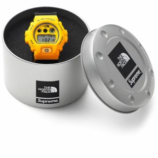 シュプリーム(Supreme)のSupreme / The North Face G-SHOCK Watch(腕時計(デジタル))