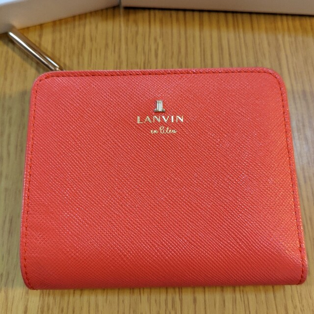 LANVIN en Bleu(ランバンオンブルー)のLANVIN en Bleu　二つ折り財布 レディースのファッション小物(財布)の商品写真