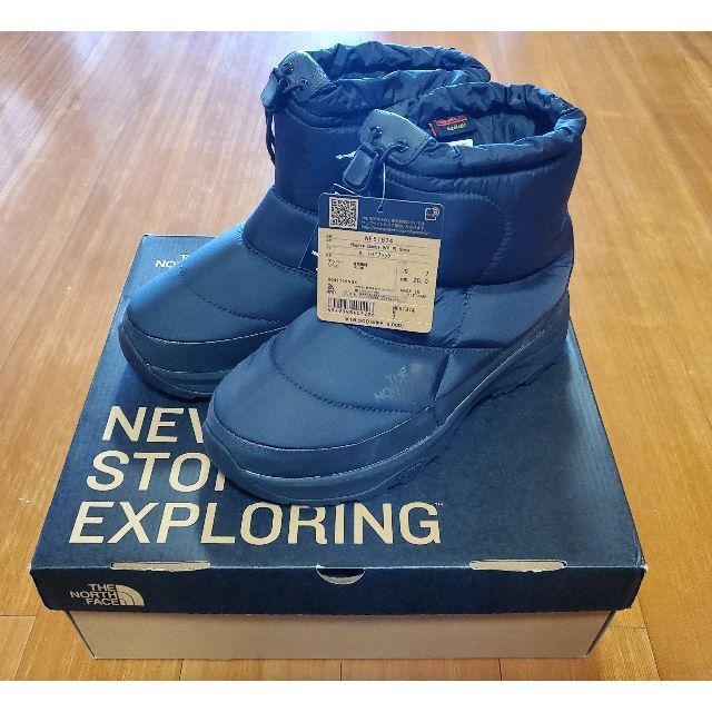 THE NORTH FACE(ザノースフェイス)の新品  ヌプシ ブーティ ウォータープルーフ VI ショート メンズの靴/シューズ(ブーツ)の商品写真