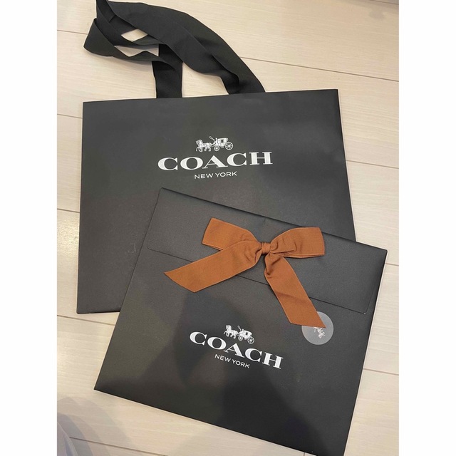 COACH(コーチ)のコーチ　紙袋・ラッピングセット インテリア/住まい/日用品のオフィス用品(ラッピング/包装)の商品写真