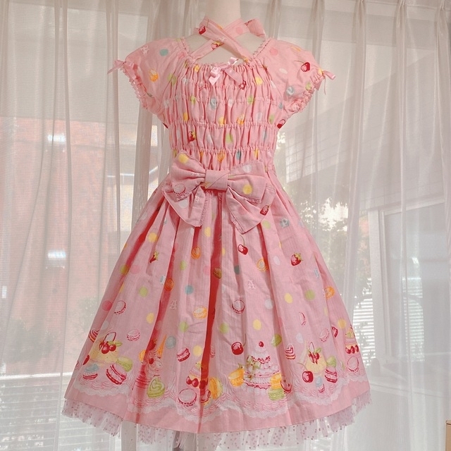 Angelic Pretty(アンジェリックプリティー)のmo様専用　夢みるマカロンワンピースカチュ、シフォンブラウス レディースのレディース その他(セット/コーデ)の商品写真