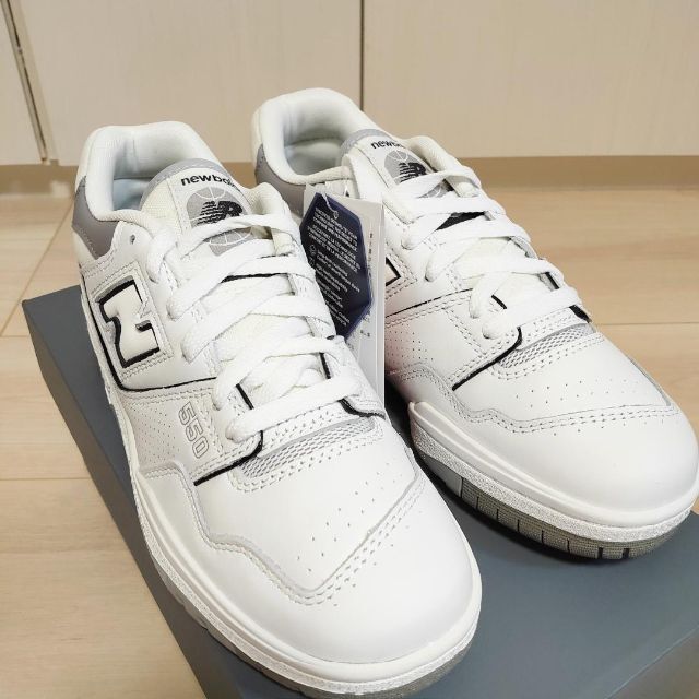 New Balance(ニューバランス)の24.0cm NewBalance BB550PWA ニューバランス スニーカー レディースの靴/シューズ(スニーカー)の商品写真