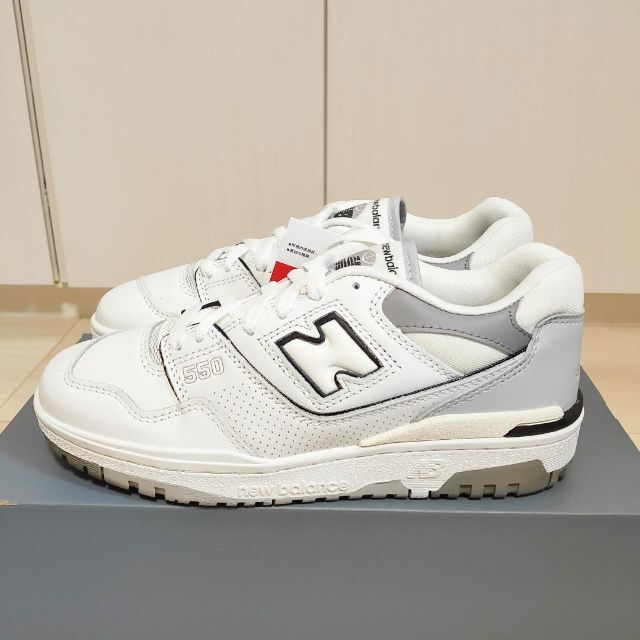 New Balance(ニューバランス)の24.0cm NewBalance BB550PWA ニューバランス スニーカー レディースの靴/シューズ(スニーカー)の商品写真