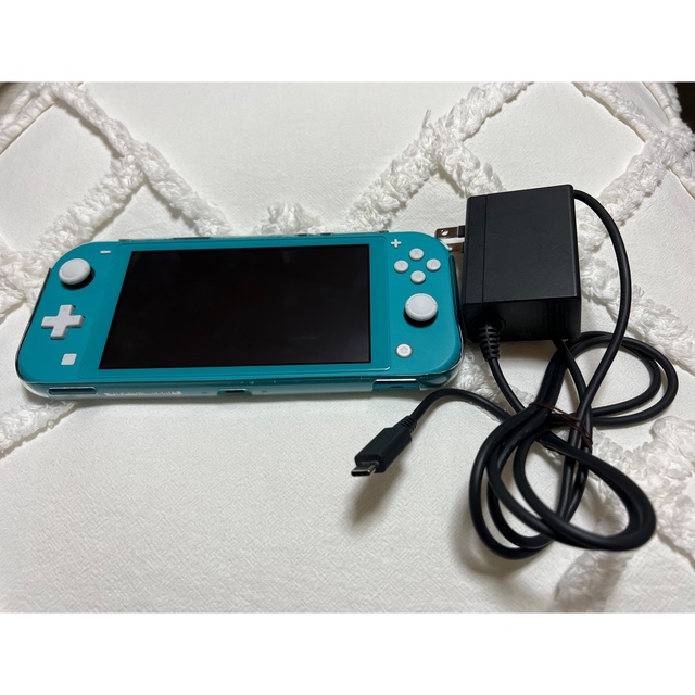 Nintendo Switch Light (純正充電器付き)動作確認済み 超格安価格 
