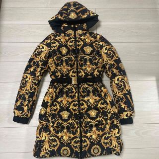 ヴェルサーチ(VERSACE)のVersace ロングダウン(ダウンコート)