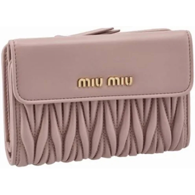 miumiu 財布