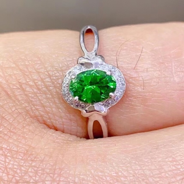 ⭐天然 ツァボライト ダイヤ リング k18 0.9ct 日本 安い musi-co.com