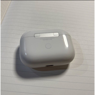 【美品】airpods pro 充電ケース　Apple正規品(ヘッドフォン/イヤフォン)