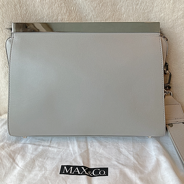 Max & Co. - 1度のみ美品⭐︎Max&Co.リアルファークラッチバッグの通販