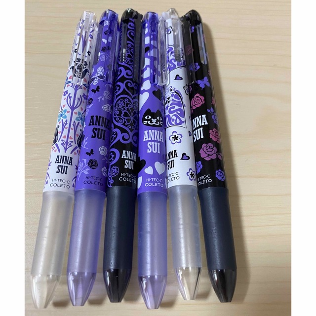 ANNA SUI(アナスイ)のANNA SUI アナスイ コンプリートセット ハイテックCコレト ペン インテリア/住まい/日用品の文房具(ペン/マーカー)の商品写真