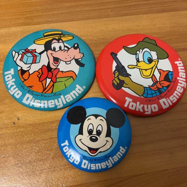 Disney - 東京ディズニーランド 缶バッジ レトロの通販 by chi Disney - 東京ディズニーランド 缶バッジ レトロの通販 by chi