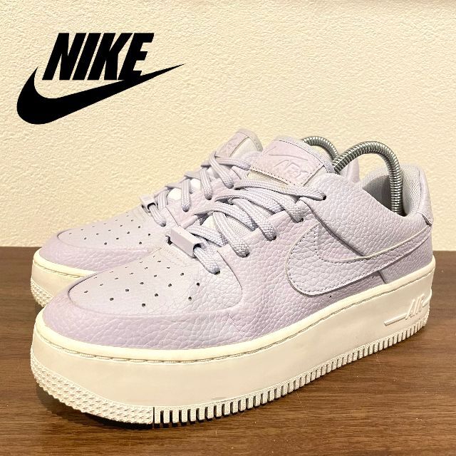 NIKE(ナイキ)のNIKE AIR FORCE 1 SAGE LACE XXナイキ エア フォース レディースの靴/シューズ(スニーカー)の商品写真