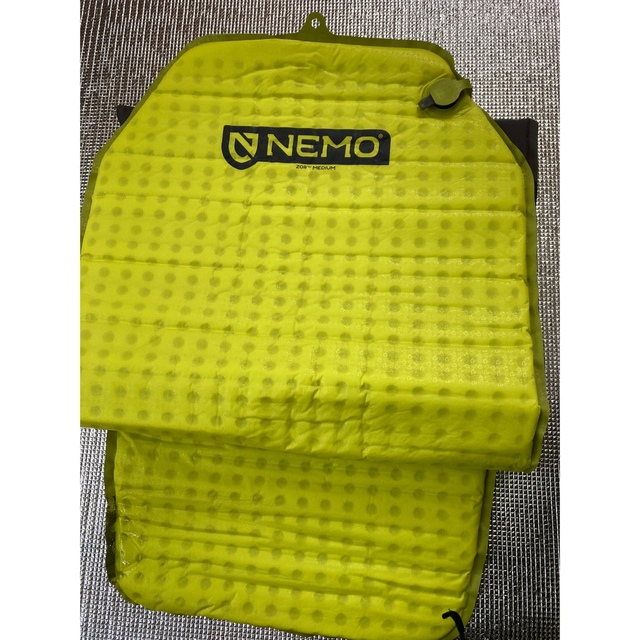 NEMO ゾア ミディアム　エアマット スポーツ/アウトドアのアウトドア(寝袋/寝具)の商品写真