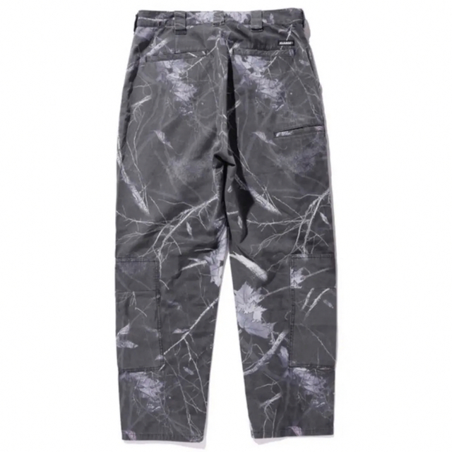 XLARGE(エクストララージ)のXLARGE NIGHT TREE CAMO POCKET PANT 34インチ メンズのパンツ(ワークパンツ/カーゴパンツ)の商品写真