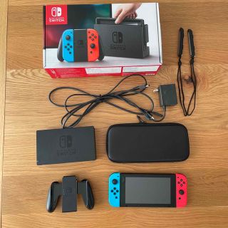 ニンテンドースイッチ(Nintendo Switch)のNintendo Switch 本体　おまけのケース付き(家庭用ゲーム機本体)