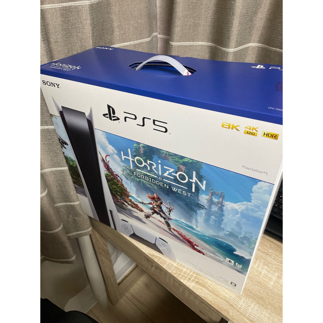 激安の 【あると様】PS5 ホライゾン同梱版(段ボール一部破れアリ