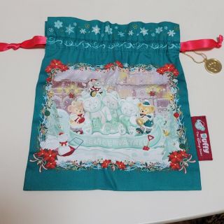ダッフィー(ダッフィー)のディズニー　ダッフィーフレンズ　クリスマス限定　巾着(キャラクターグッズ)