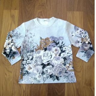 ブルーム(BLOOM)のレディース　花柄シャツ(カットソー(長袖/七分))