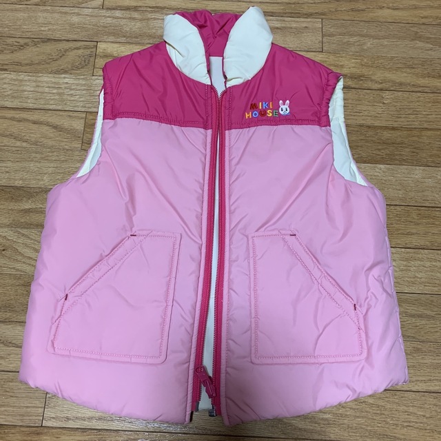 mikihouse(ミキハウス)のミキハウス　100 ベスト キッズ/ベビー/マタニティのキッズ服女の子用(90cm~)(ジャケット/上着)の商品写真