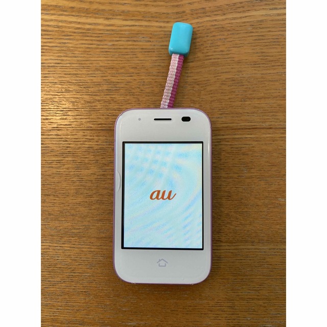 au(エーユー)のau キッズ携帯 mamorino 5 スマホ/家電/カメラのスマートフォン/携帯電話(携帯電話本体)の商品写真