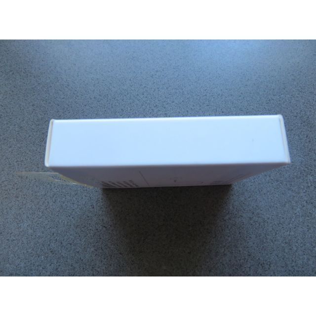 Apple(アップル)のApple純正USB Lightningケーブル（1m用）の付属品と空箱 スマホ/家電/カメラのスマホアクセサリー(その他)の商品写真
