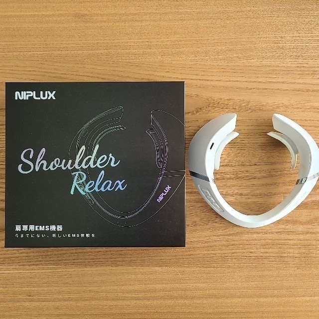 NIPLUX ショルダーリラックス M NP-SR21W スマホ/家電/カメラの美容/健康(マッサージ機)の商品写真