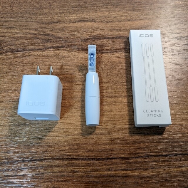 IQOS(アイコス)のIQOS純正付属品 メンズのファッション小物(タバコグッズ)の商品写真