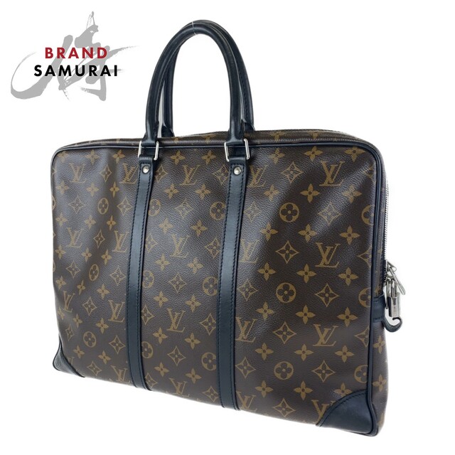 LOUIS VUITTON(ルイヴィトン)のLOUIS VUITTON ルイヴィトン モノグラム・マカサー ポルトドキュマン・ヴォワヤージュ ブラウン ブラック レザー / PVC M40225 ビジネスバッグ ブリーフケース 書類かばん A4対応 【中古】 メンズ 306066 メンズのバッグ(ビジネスバッグ)の商品写真